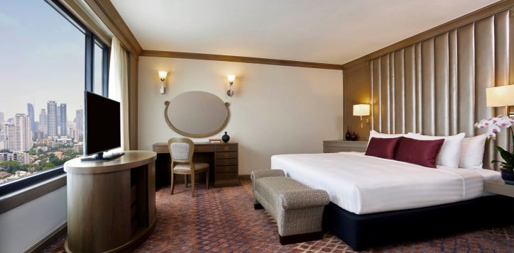 executive-suite-1-2-2