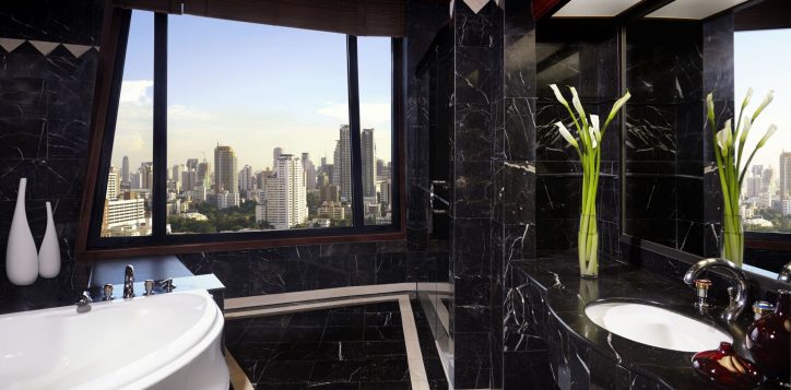 grand-executive-suite-5