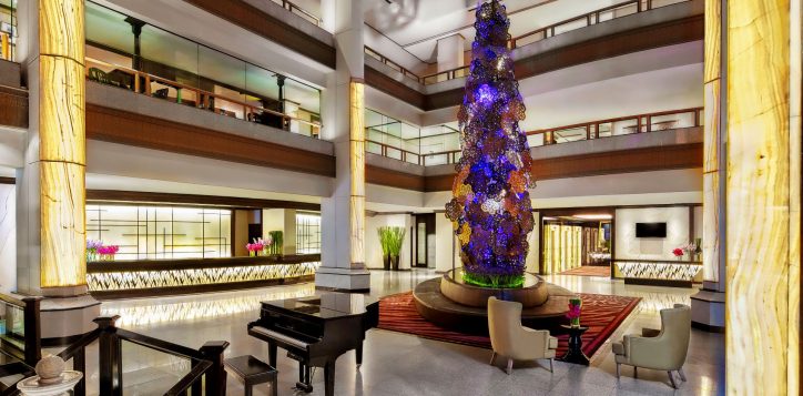 lobby-3-2