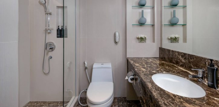 skyline-room-5-2-2