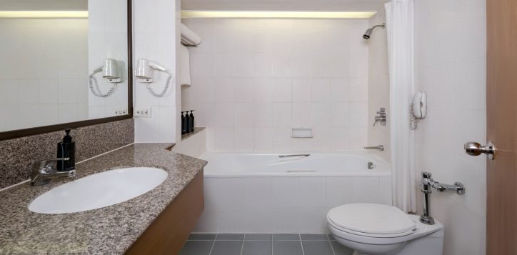 11corner-suite-2-2