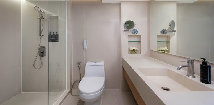 32deluxe-room-2