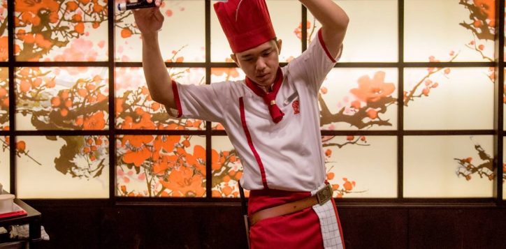 benihana-at-grand-mercure-bangkok-atrium-valentine-2
