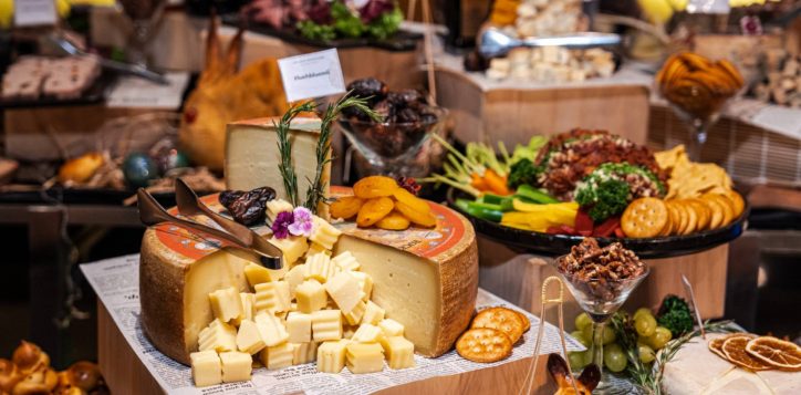 cheersandcheese_tiewjourney_12-1-2