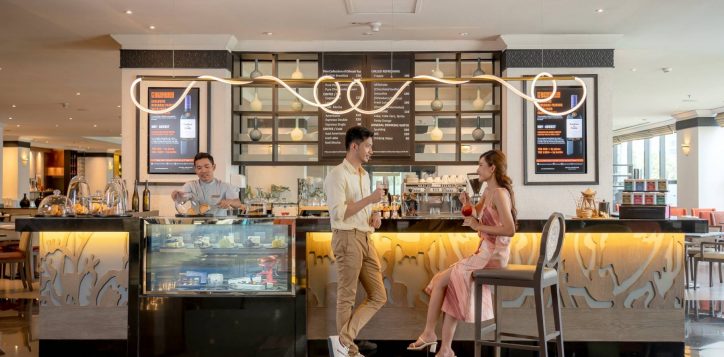 lobby-bar-at-grand-mercure-bangkok-artium-2