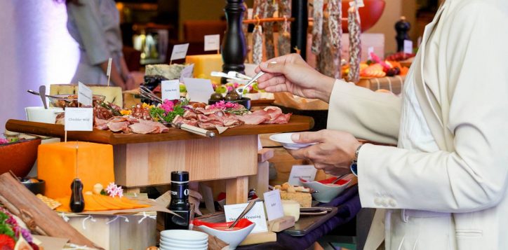 cheese-and-cheer-event-2-2