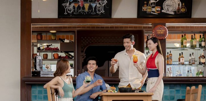 double-reward-points-on-dining-crop-2