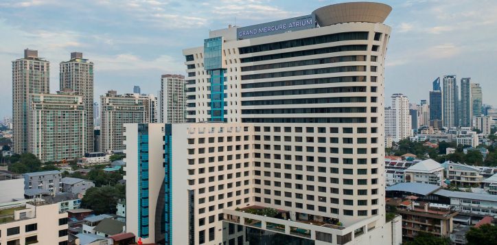 experience-luxury-comfort-5-star-luxury-hotel-bangkok-01-2