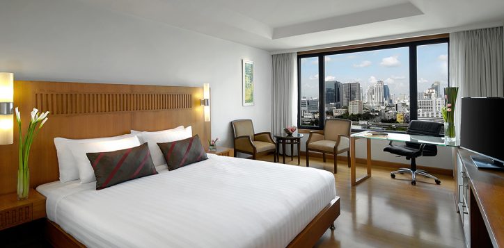 experience-luxury-comfort-5-star-luxury-hotel-bangkok-03-2