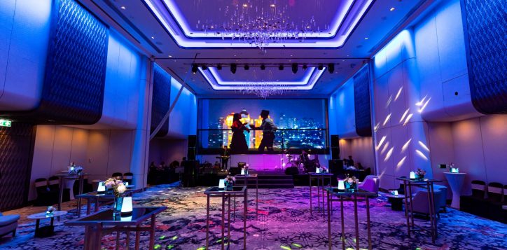 grand-mercure-bangkok-atrium-celebration-2