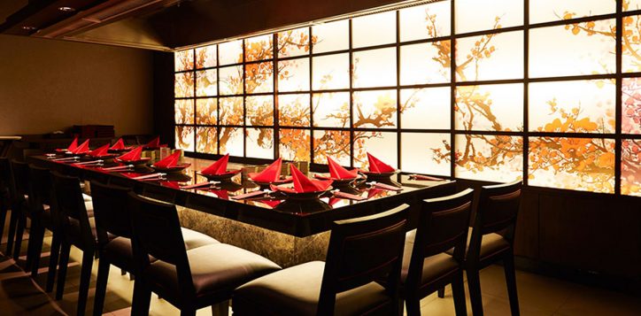 why-benihana-atrium-restaurant-is-one-of-the-best-teppanyaki-spots-in-bangkok-01-2